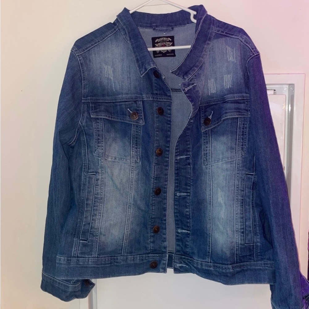 Xios New York Women's Jean Jacket.size M